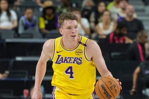 啥情况？克内克特夏联全场三分6中0仅得10分，正负值-14